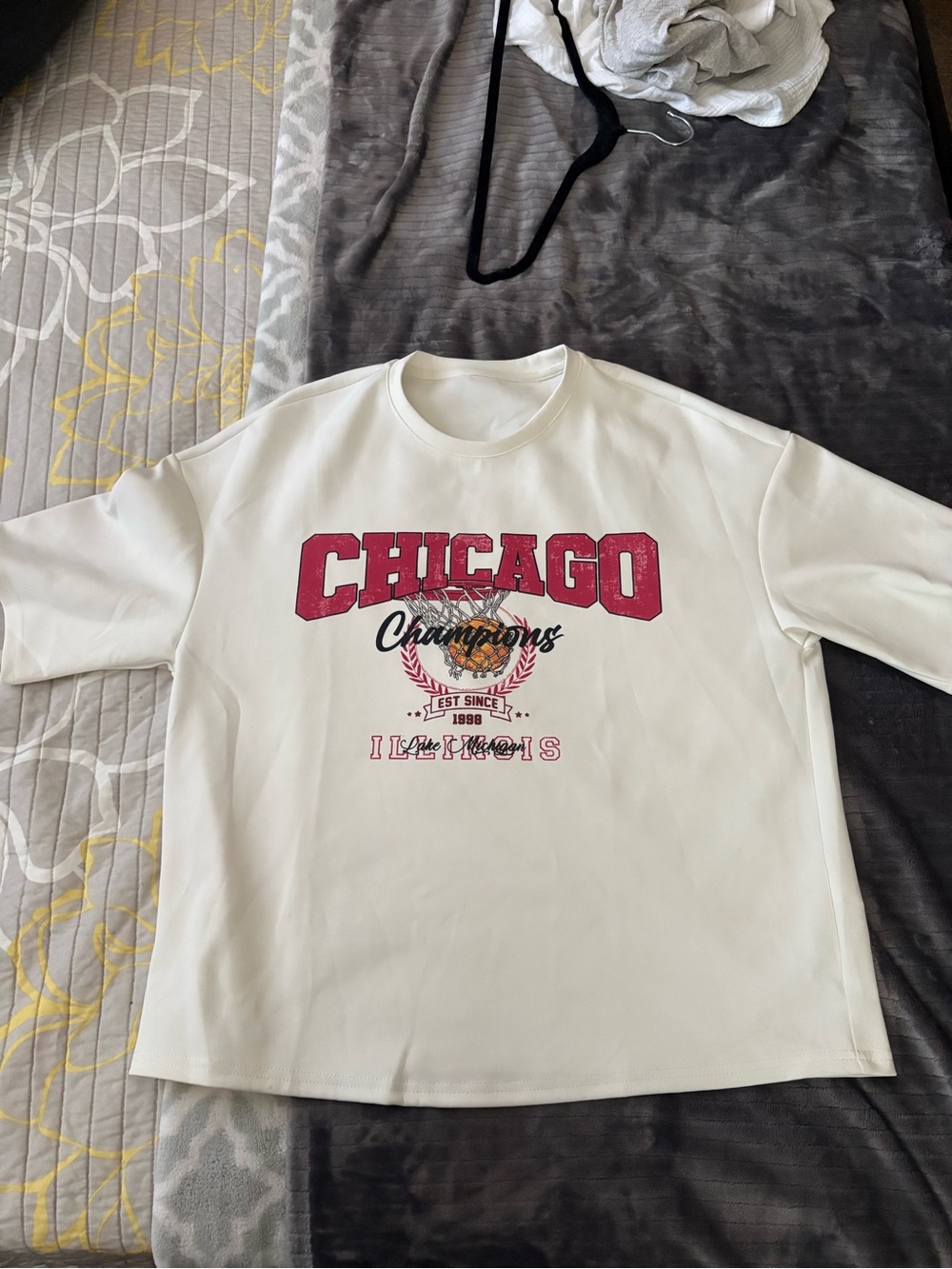 NEW! Missguided Chicago Graphic Tee